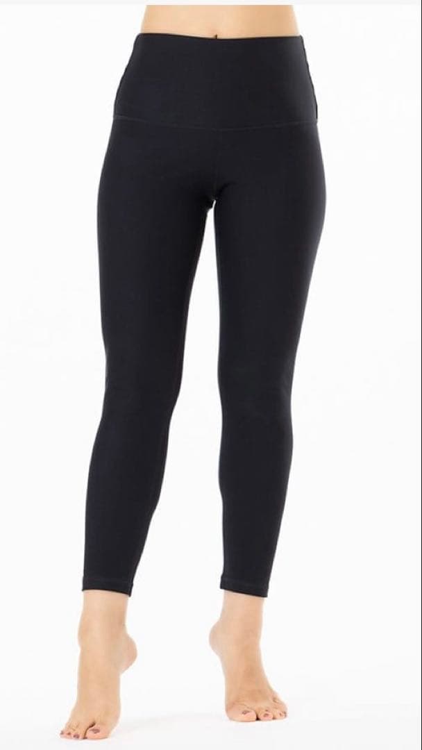 新品未使用品　SUKALA ベーシックレギンス ネイビー M lava