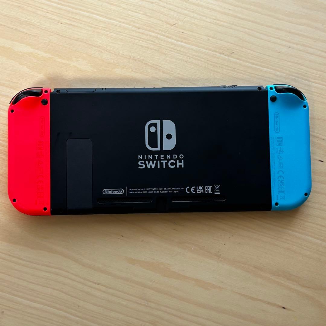 Nintendo Switch 本体 青・赤 ジョイコン付き
