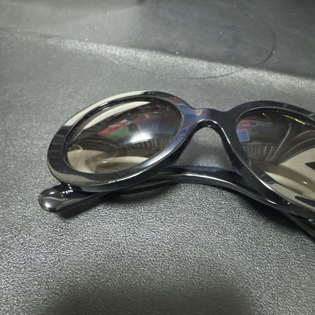 PRADA♡hydeさん使用サングラス