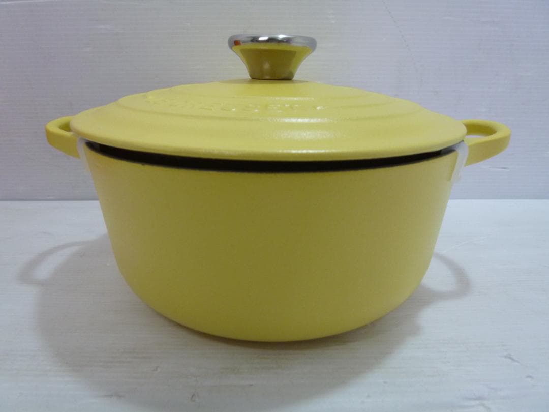未使用 LE CREUSET ホーロー鍋 cocotte 20cm スプーン付