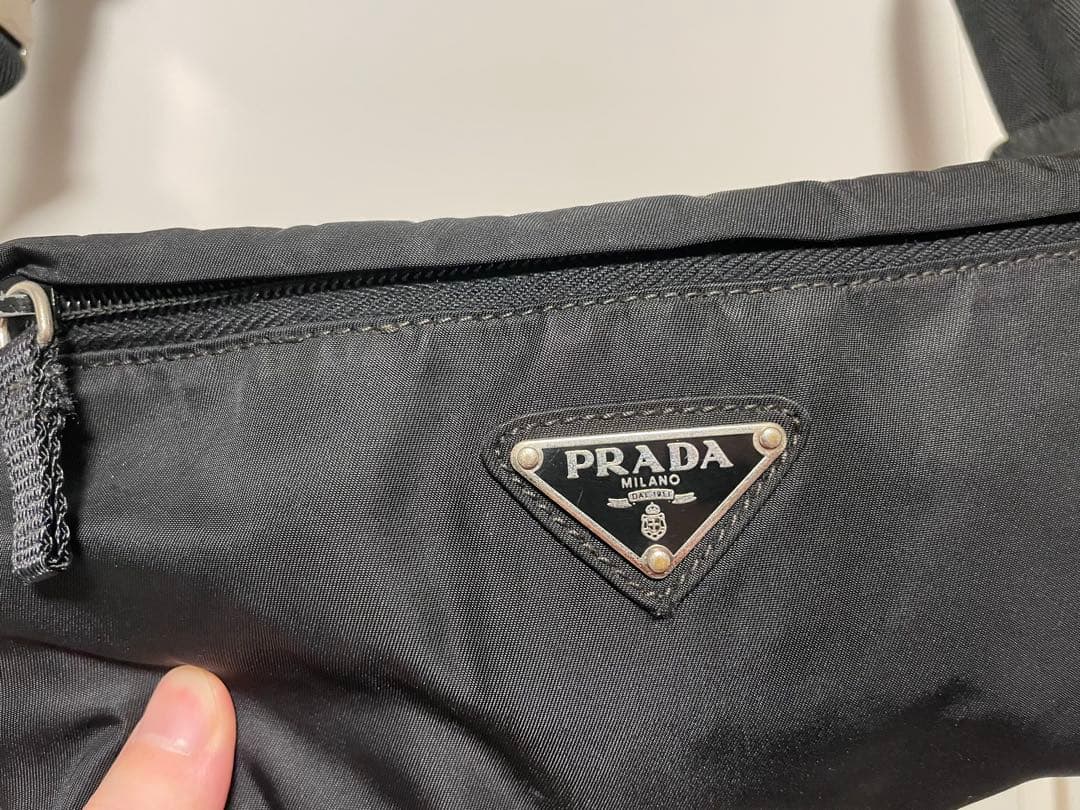 PRADA ボディバッグ ブラック ナイロン