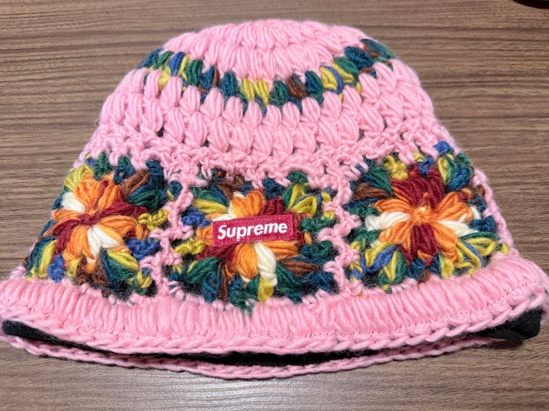 Supreme / Crochet Beanie（ピンク ）