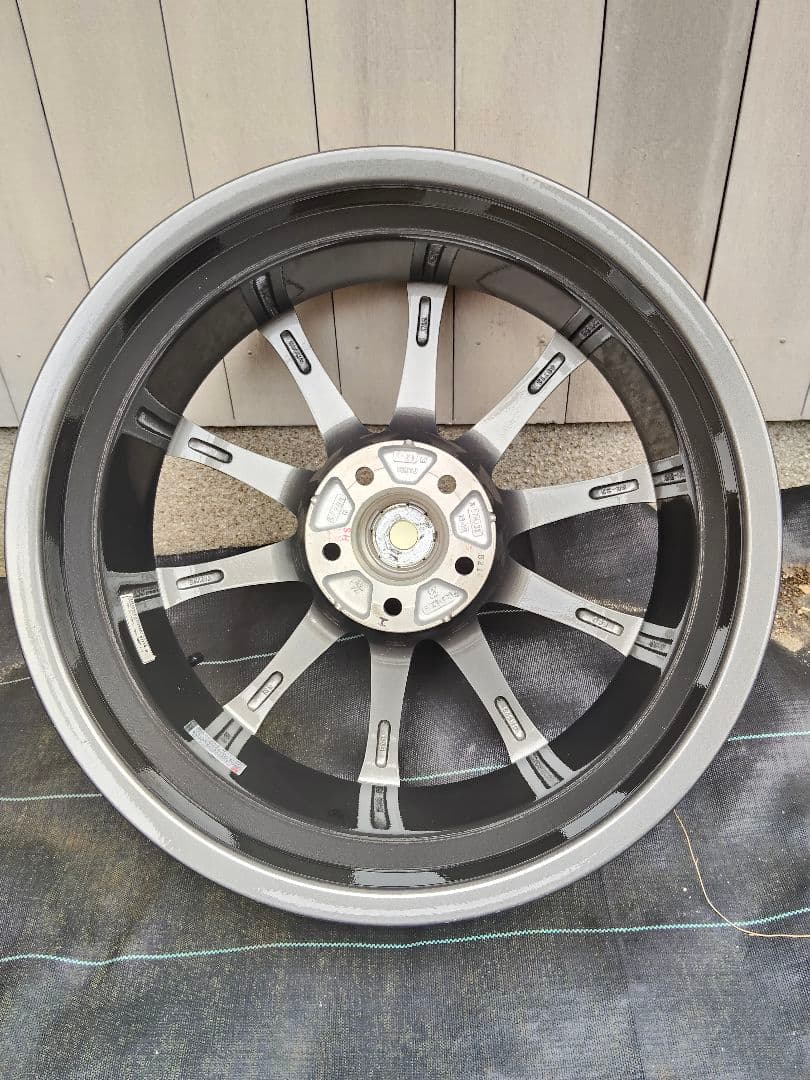 【新品未使用】エコフォルムCRS23 18インチ7J＋48 114.3 5H