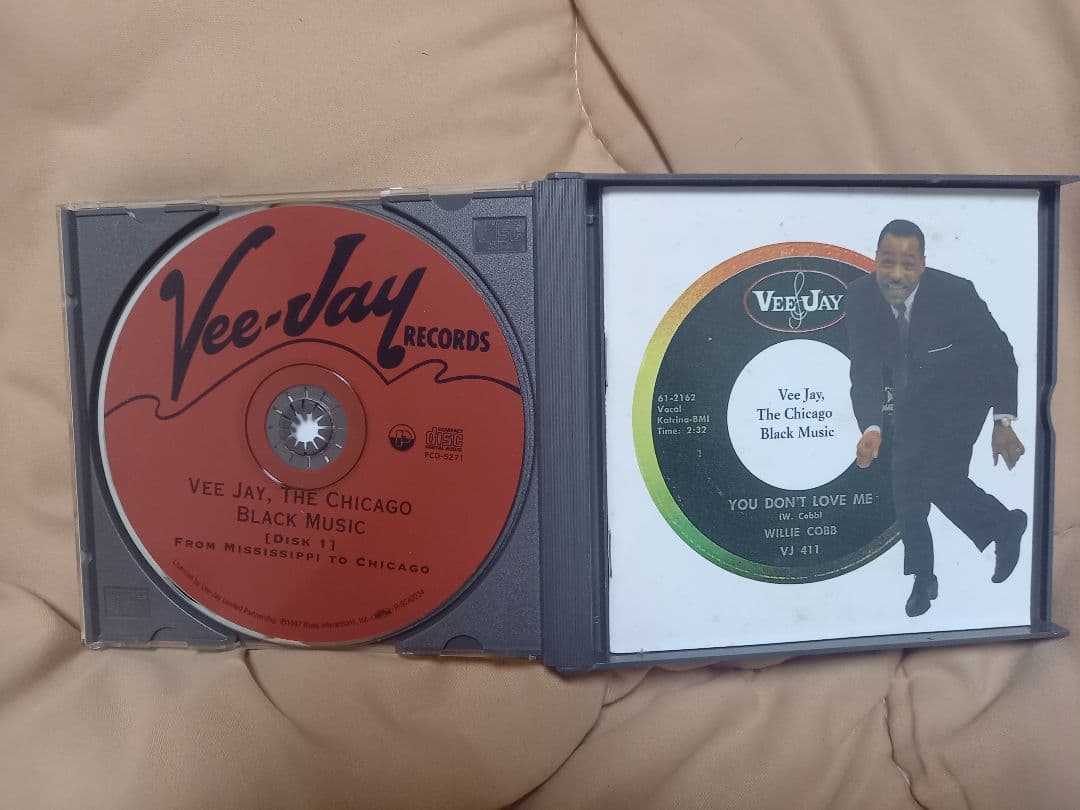Vee Jay The Chicago Black Music　ヴィージェイCD