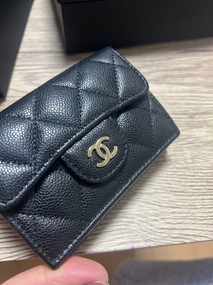 CHANEL マトラッセ　キャビアスキン　スモールウォレット　美品　正規品