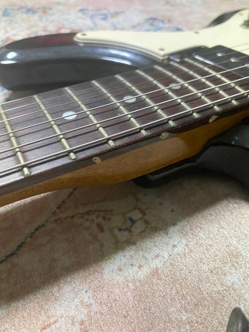 Aria 1702T Vintage カート・コバーン