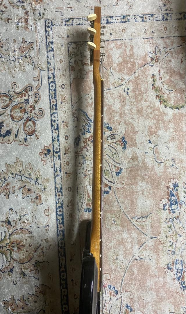 Aria 1702T Vintage カート・コバーン