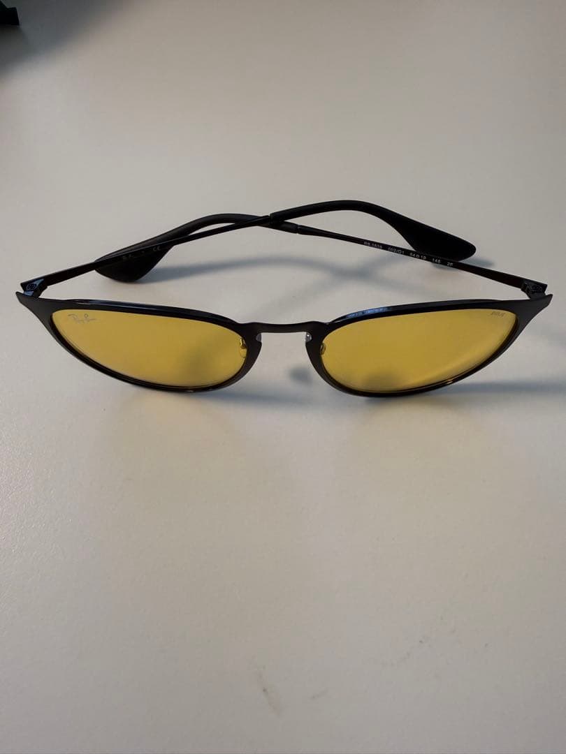 Ray-Ban イエローレンズ サングラス