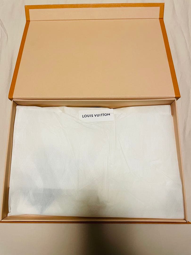 【専用】LOUIS VUITTON ポロシャツ ブラウス 新品未使用 34