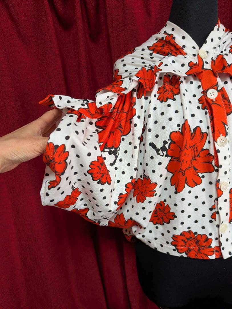 tao フリルリボン前開きカットソー