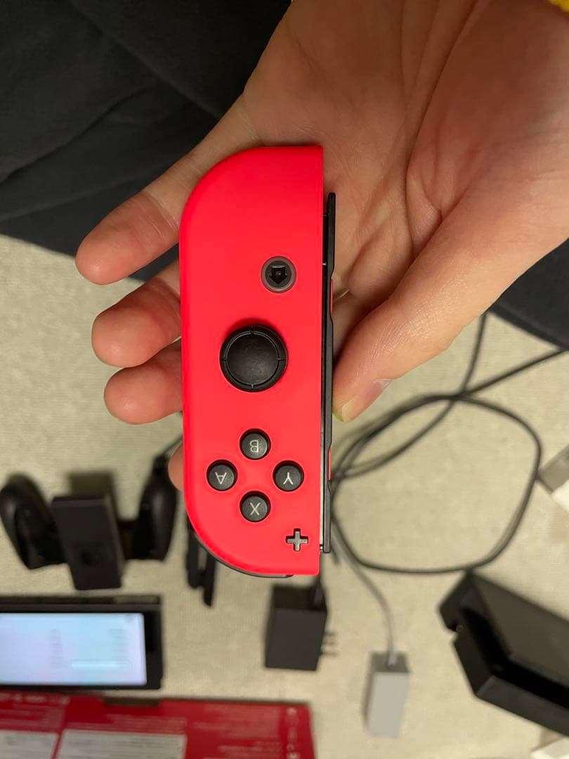 ニンテンドーswitch 本体　保護フィルムSDカード付き