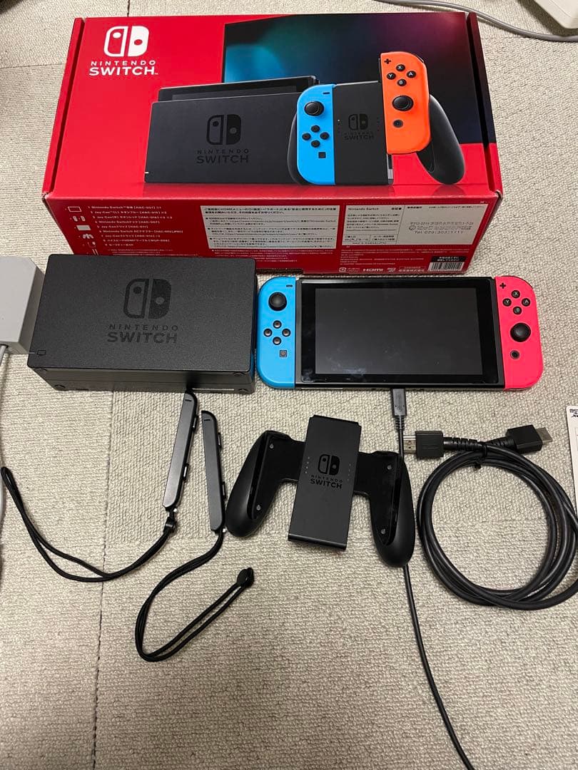 ニンテンドーswitch 本体　保護フィルムSDカード付き