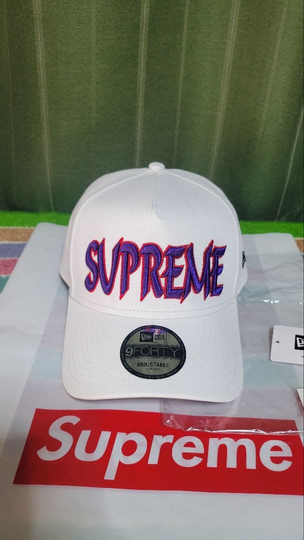 P*e様 SUPREME Sharp Spellout Adjustable 2