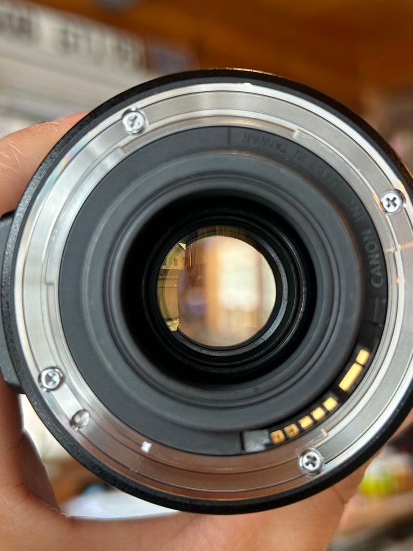【canon】EFS18-135mm レンズプロテクター付き