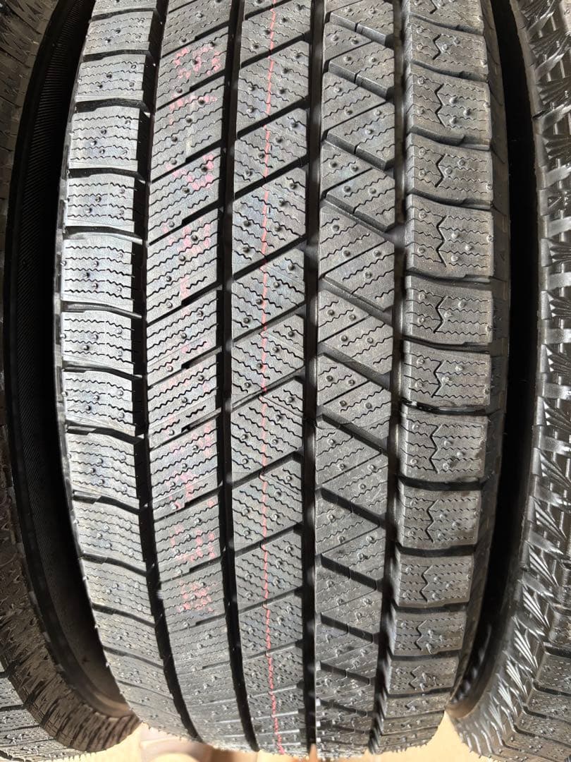 新品 ブリヂストン ブリザック VRX3スタッドレス195/65R15 91Q