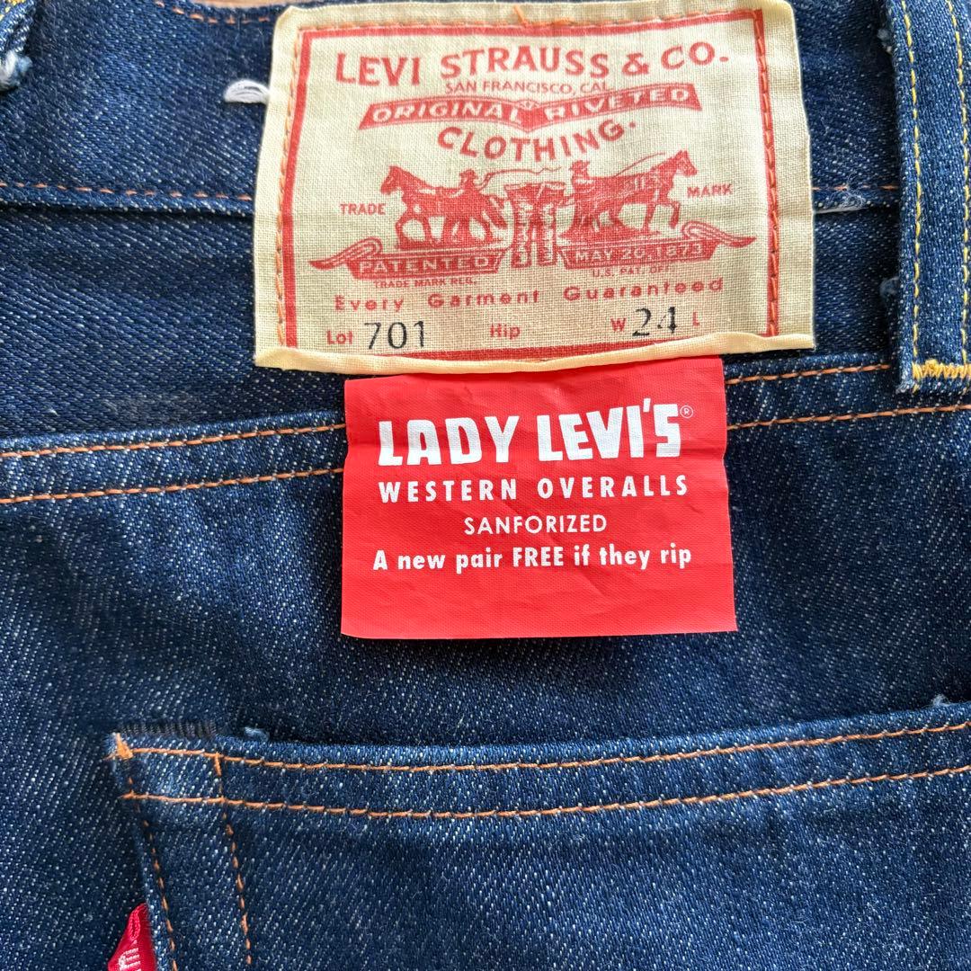 濃紺 LEVI'S 701 w24