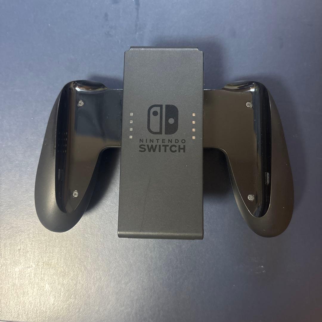 Nintendo Switch 本体　ネオンブルー・レッド　ニンテンドースイッチ