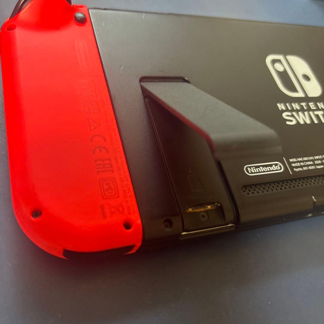 Nintendo Switch 本体　ネオンブルー・レッド　ニンテンドースイッチ