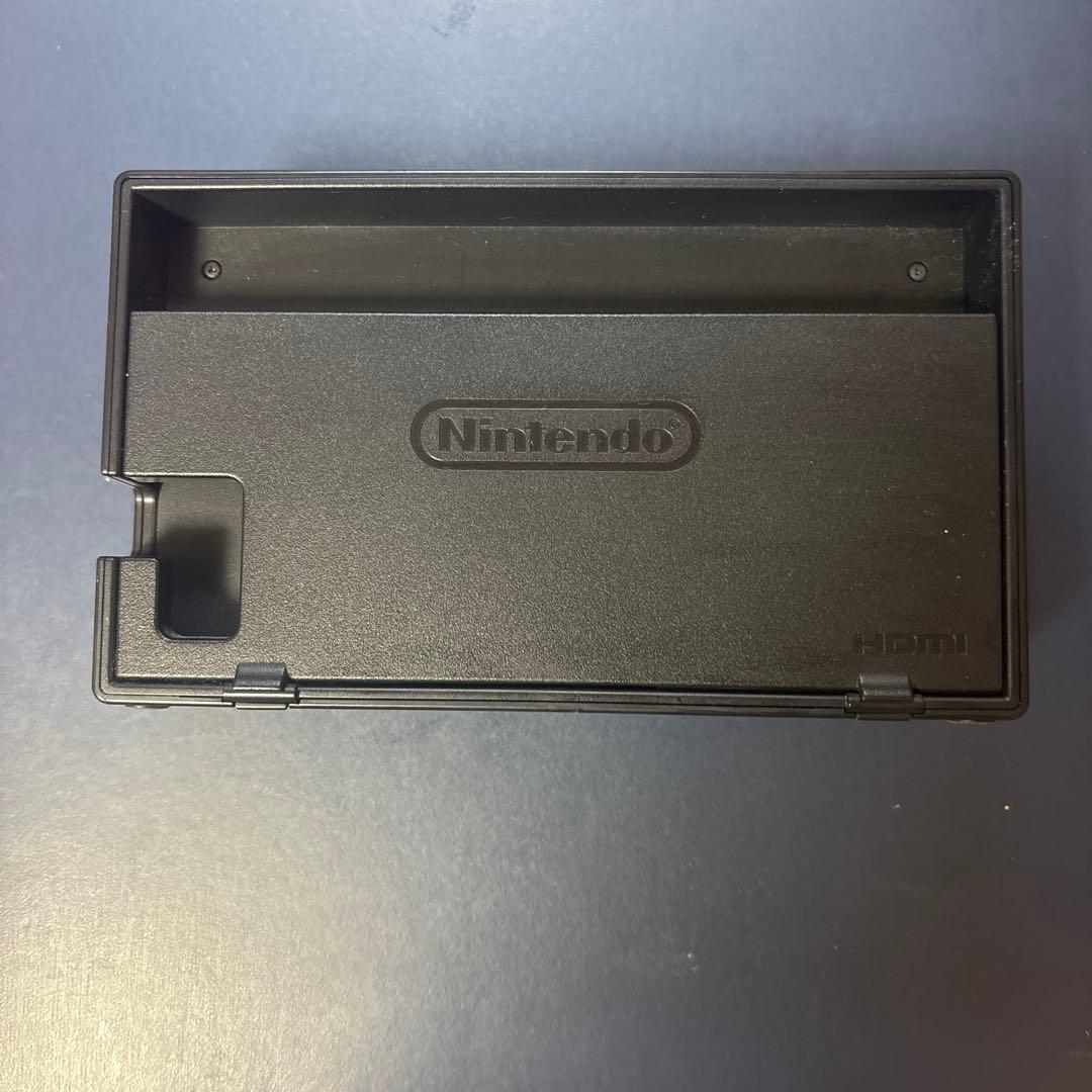 Nintendo Switch 本体　ネオンブルー・レッド　ニンテンドースイッチ