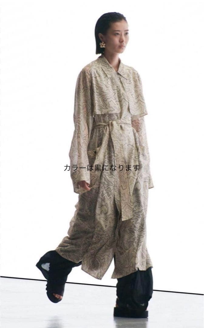 ハイク　CONTOUR LINE TRENCH COAT