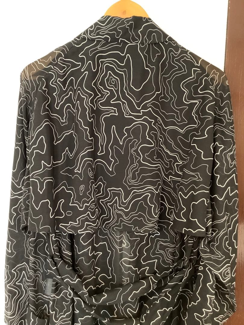 ハイク　CONTOUR LINE TRENCH COAT