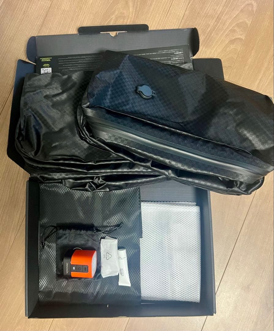 新品未使用　YOYOVAC旅行用圧縮トラベルバッグ 旅行用圧縮袋，圧縮ポンプ付き