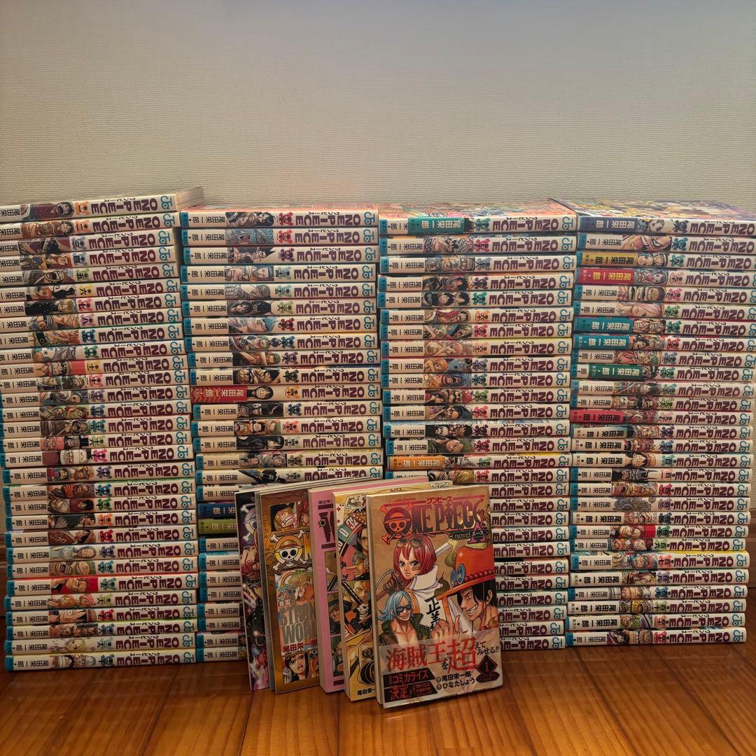 ONE PIECE 1〜112巻セット＋映画特典・小説6冊 ワンピースまとめ売り