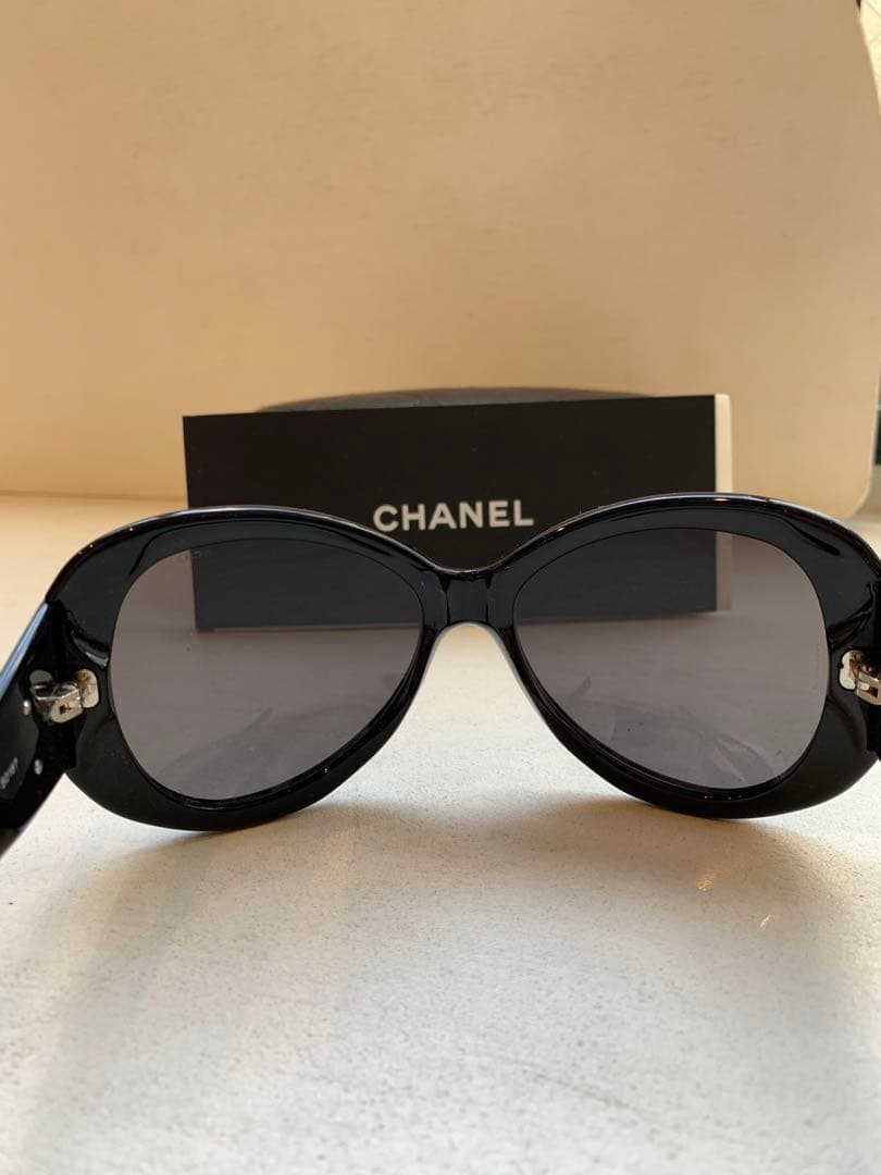 【極美品】CHANEL ココマーク　ブラック サングラス　現行モデル