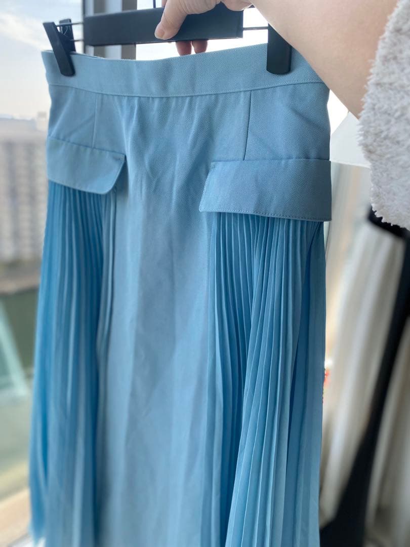 極美品 RED VALENTINO 上質スカイブルー プリーツスカート 40