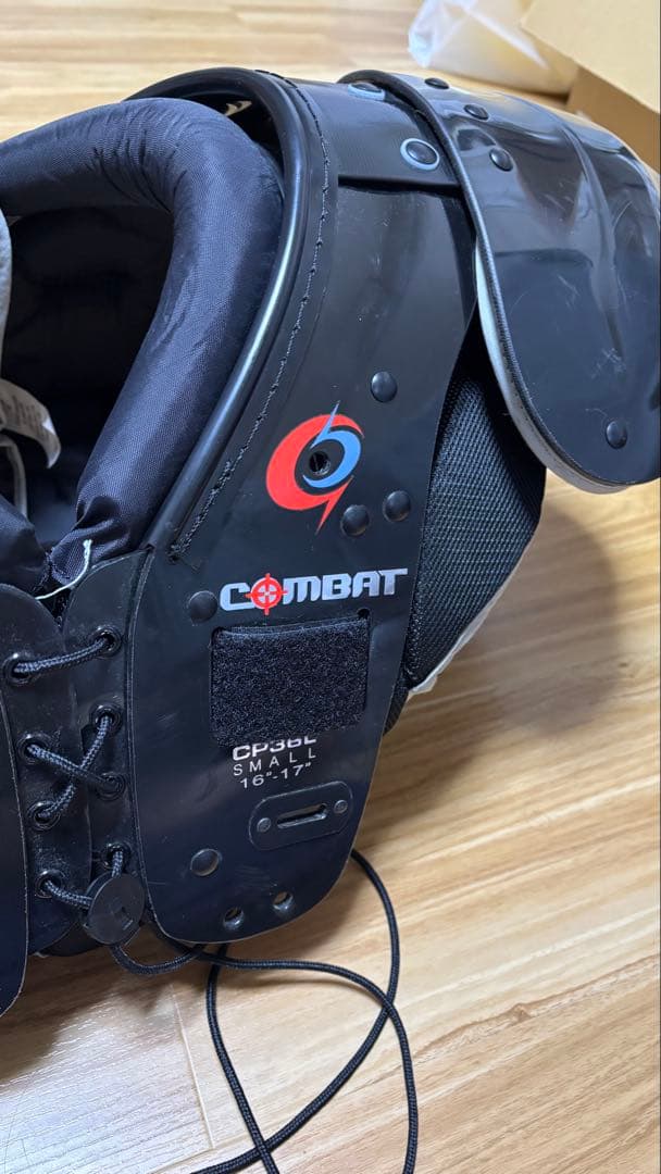 COMBAT CPJ34L ブラックショルダーパッド S/M