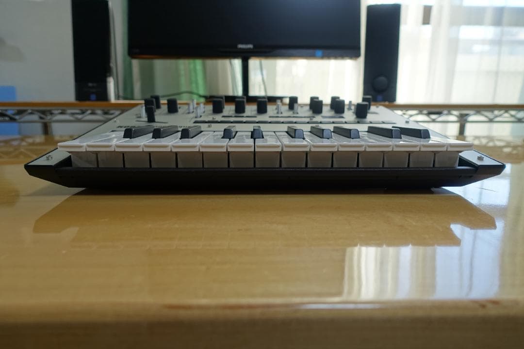 【美品】KORG monologue アナログシンセサイザー 25鍵