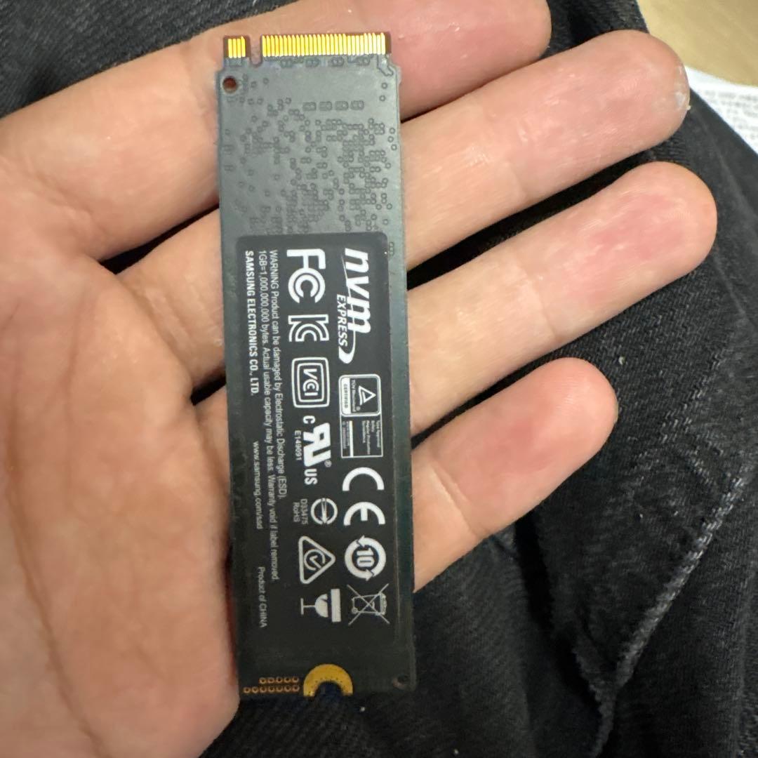 内蔵型SSD Samsung 970 EVO 500GB NVMe M.2 SSD