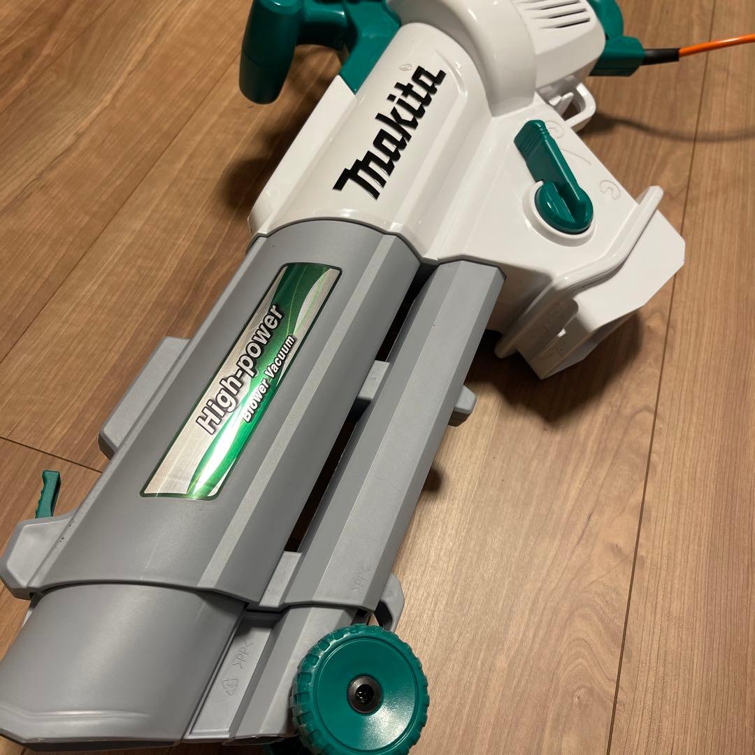 Makita マキタ　ブロワ集じん機　MUB1200