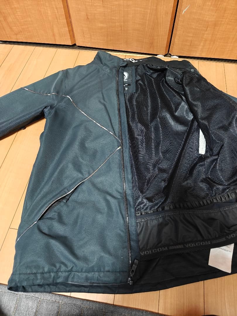 ボルコム スノーウェア VOLCOM NO HOOD X JKT Mサイズ