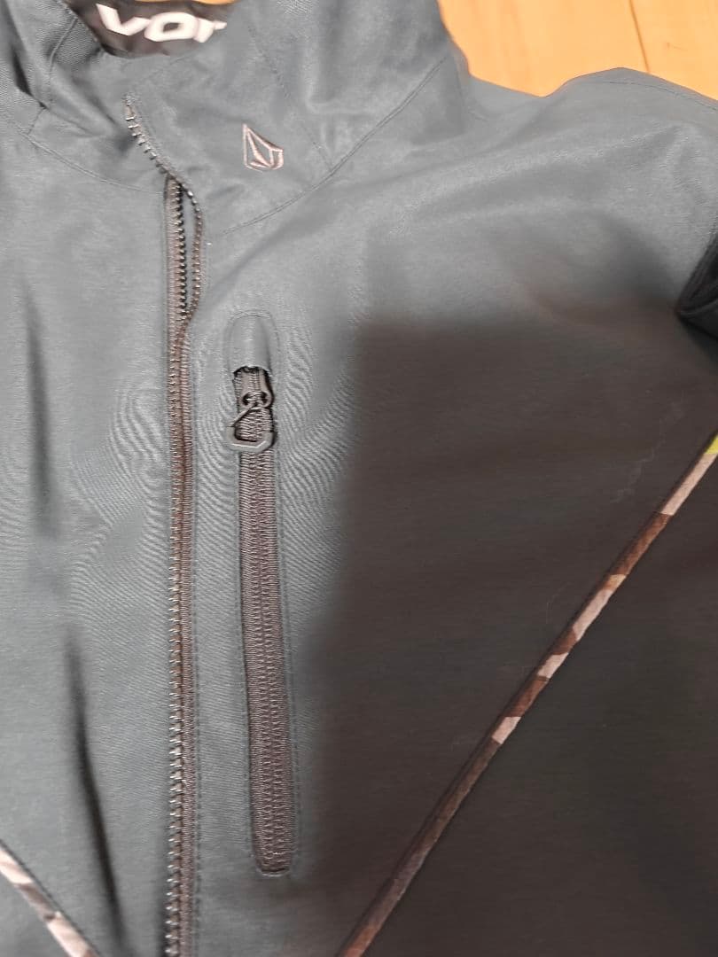 ボルコム スノーウェア VOLCOM NO HOOD X JKT Mサイズ