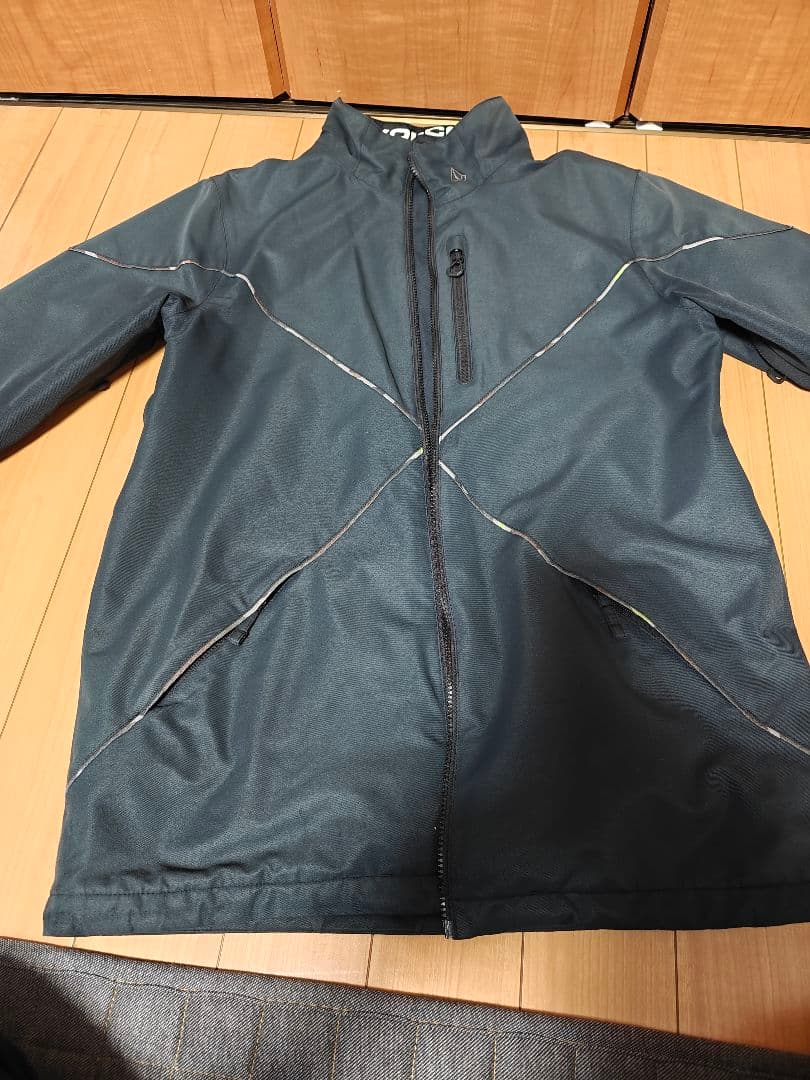 ボルコム スノーウェア VOLCOM NO HOOD X JKT Mサイズ