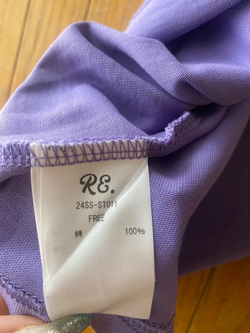 re. 仲里依紗 tシャツ　アールイードット