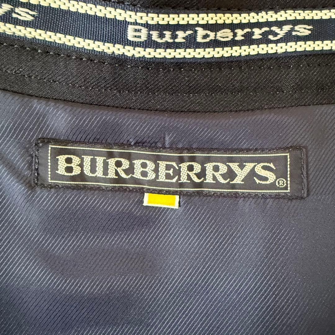 未使用　90s ヴィンテージ BURBERRY ボックスプリーツスカート　紺