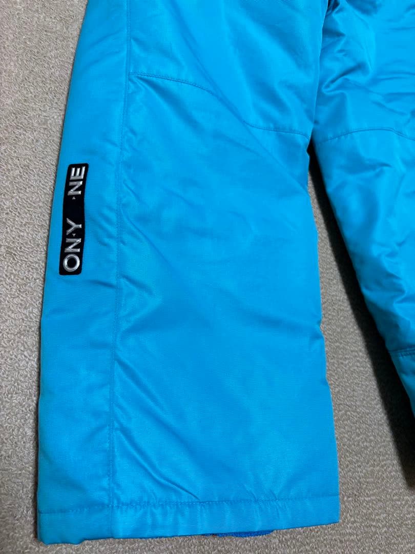 ONYONE オンヨネ キッズ スキーウェア 130cm スノボウェア