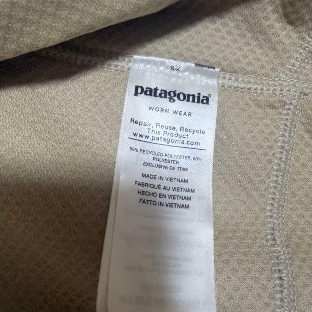 patagonia レトロXベスト S ベージュ/ネイビー