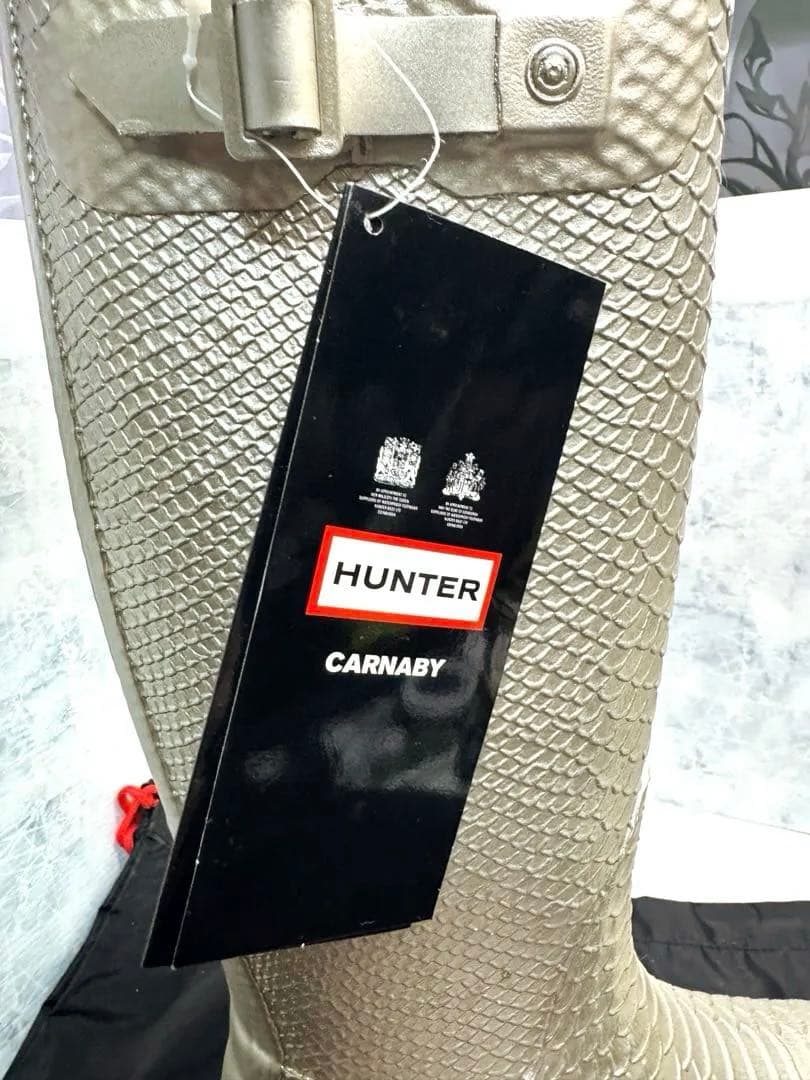 HUNTER ロング レインブーツ ヘビ柄型押し シルバー 24cm 新品同様