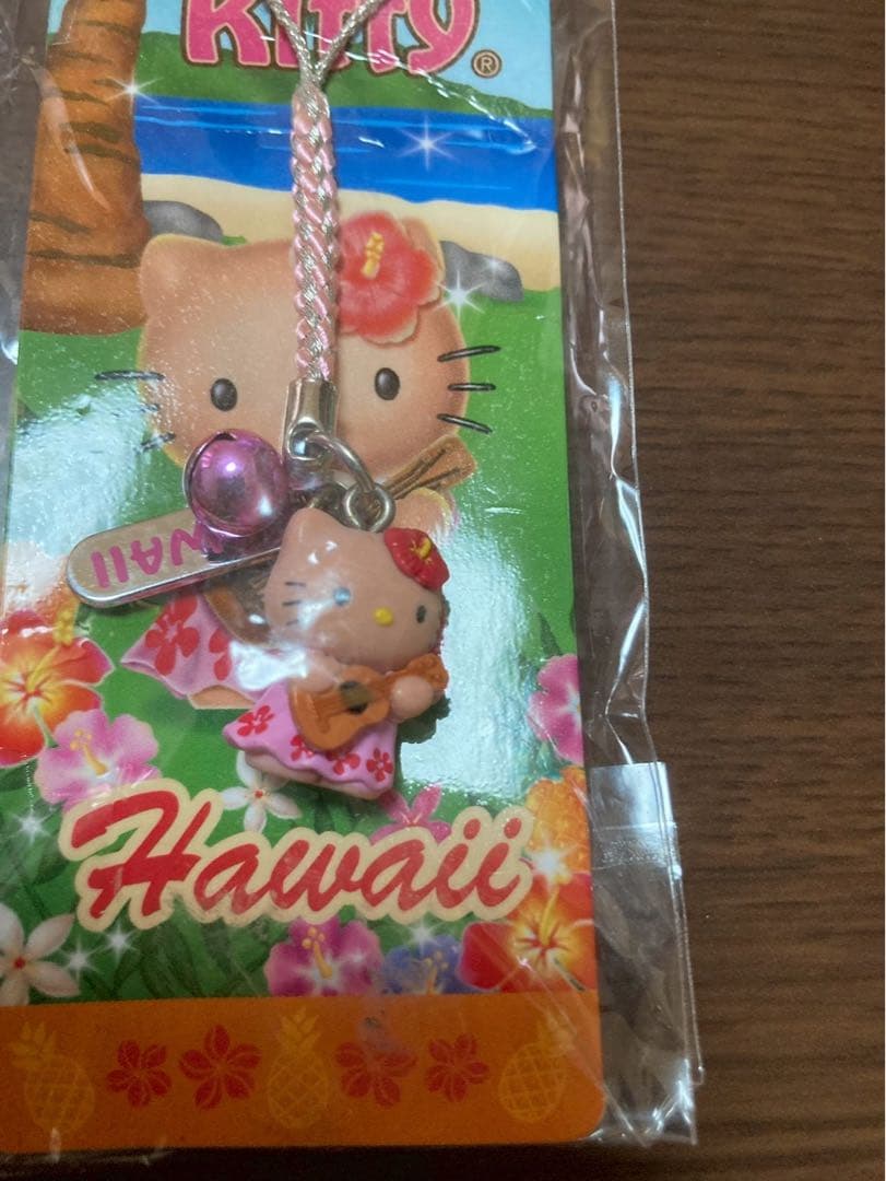 希少激レア 新品 ご当地 ハローキティ ハワイ ウクレレ フラダンス ストラップ