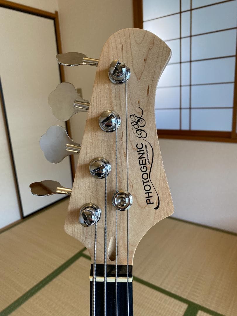 photogenic エレキベース サンバースト