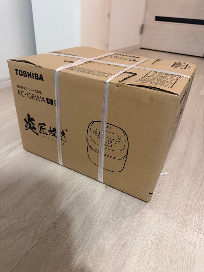 【新品未使用品】TOSHIBA IHジャー炊飯器 RC-10RWA K
