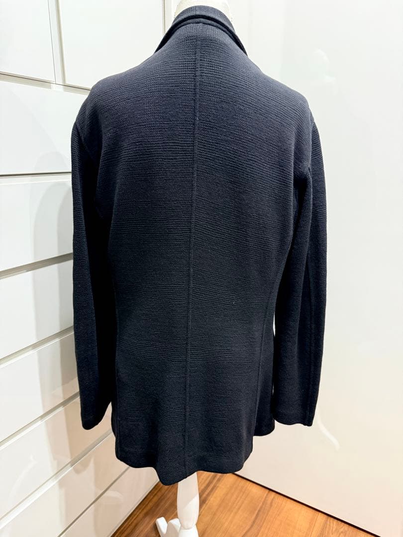 Giorgio Armani 黒いテーラードジャケット54