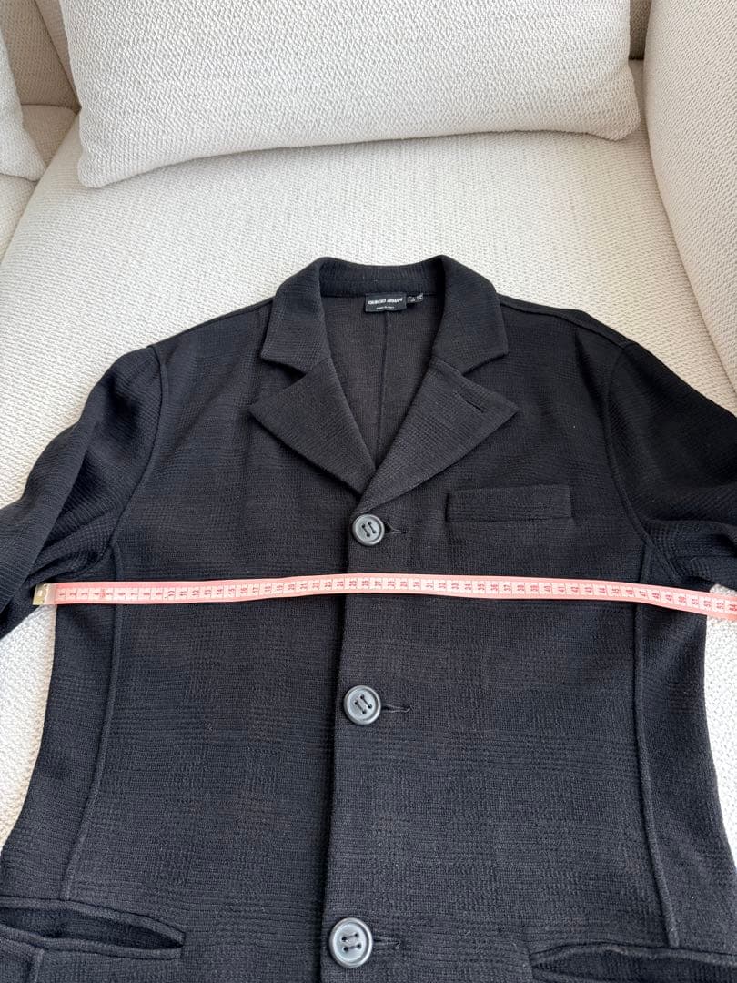 Giorgio Armani 黒いテーラードジャケット54
