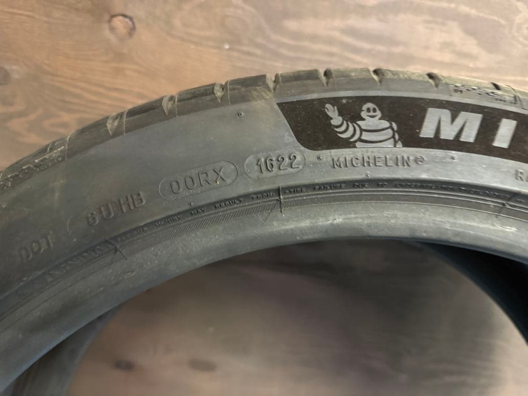 【値下げ】ミシュランPILOT SPORT S5 245/40 R21