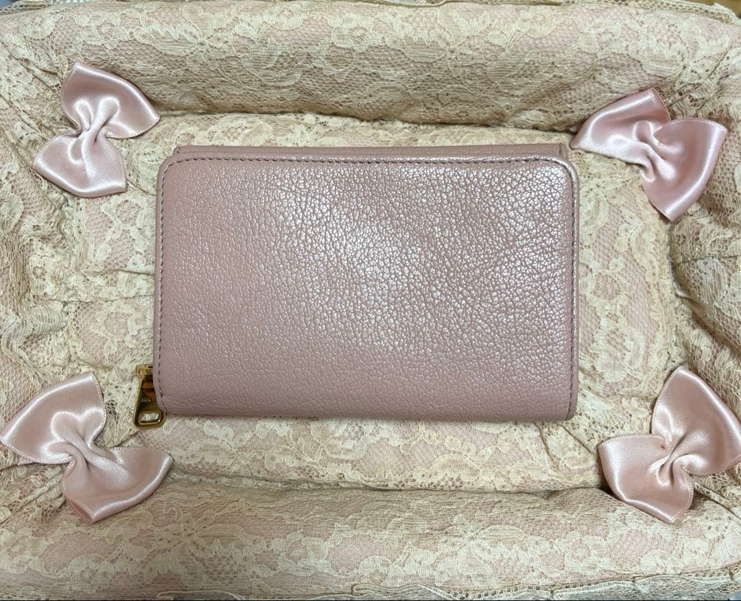 miumiu♡リボンが可愛い折りたたみ財布