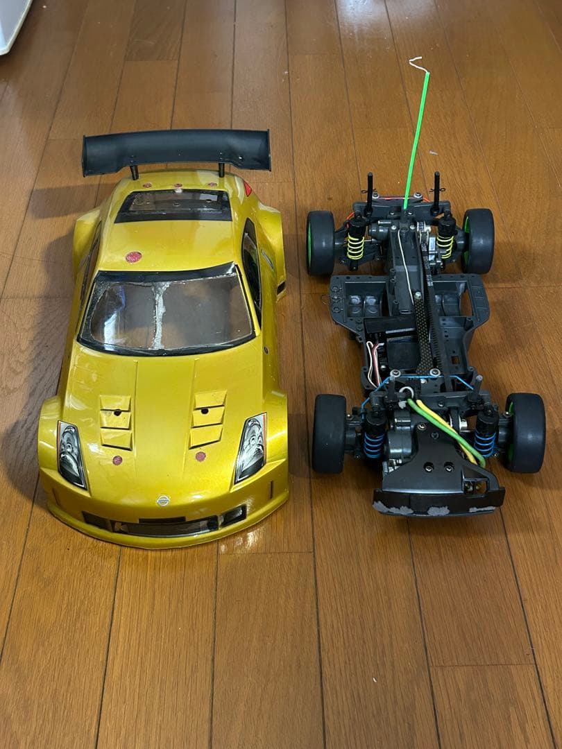 タミヤ/TA-03F PRO/ベルト4WD機能/ボディ日産フェアレディZ、メカ付