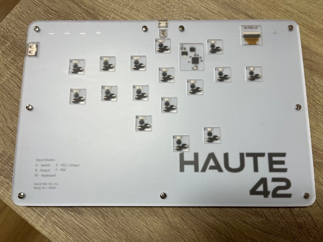 HAUTE PRO アーケードコントローラー 16ボタン